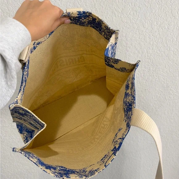 Dior Blue and Cream Canvas Tote (GWP) - Picture 3 of 4